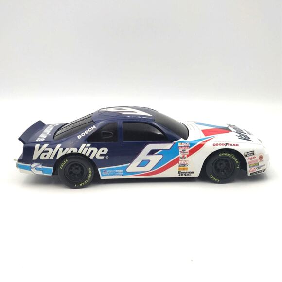 Vintage 1997 Toy Biz NASCAR Rumble N' Roar Race Car Mark Martin Valvoline 10" - Picture 3 of 8